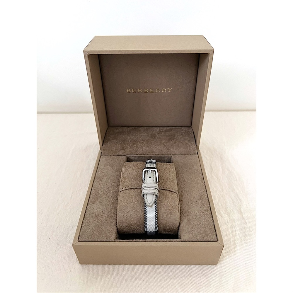 Burberry Watch - Picture 5 of 13